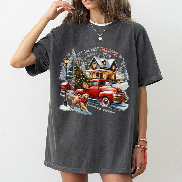 Golden Retriever Holiday Shirt, Christmas Red Truck T-Shirt, Vintage Winter Farmhouse Dog Tee, Adorable Xmas Dog Lover Graphi