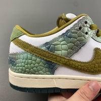 Low Top Sneakers, White Green Colorway, Lace Up Design, Casual Gift for Sneaker Fans