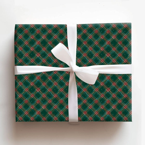 Traditional Tartan Gift Wrap, Christmas Plaid Wrapping Paper, Green and Red Holiday Wrapping Paper, Classic Winter Gift Wrap 