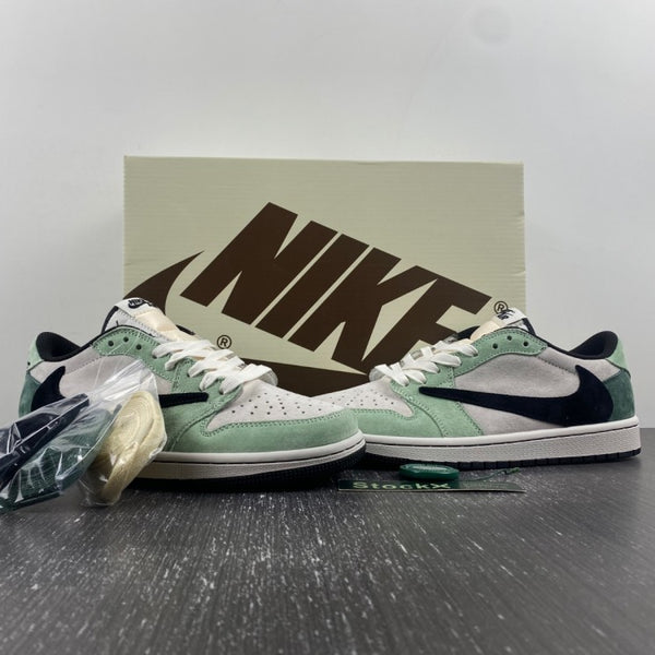 Low Top Sneakers, White Black Green Colorway, Reverse Hook Design, Lace Up Design, Casual Gift for Sneaker Fans