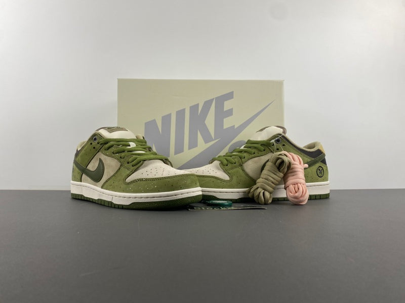 Low Top Skate Shoes, Green Colorway, Lace Up Design, Casual Gift for Shoe Lovers