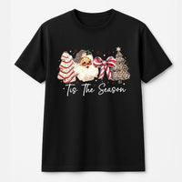 Retro Leopard Santa Graphic Tee, Tis the Season Christmas Shirt, Holiday Season T-Shirt, Adorable Xmas Festive Top, Winter Christmas Party Shirt