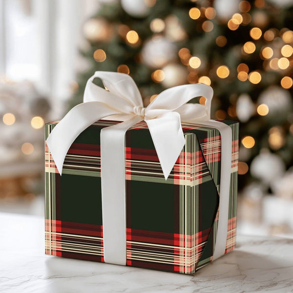 Traditional Tartan Gift Wrap, Christmas Plaid Wrapping Paper, Green and Red Holiday Wrapping Paper, Classic Festive Wrapping 