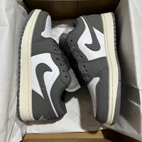 Retro Low Top Basketball Shoes, White Gray Colorway, Lace Up Design, Casual Gift for Shoe Lovers