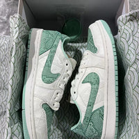 Retro Low Top Sneakers, White Green Colorway, Lace Up Design, Casual Gift for Sneaker Fans