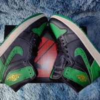 Golf Shoes, Black Green Colorway, Lace Up Design, Casual Gift for Shoe Lovers