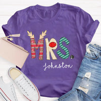 Custom Name Classic Holiday Graphic Tee, Personalized Christmas Teacher T-Shirt, Merry Christmas Educator Shirt, Teacher Xmas Present Tee