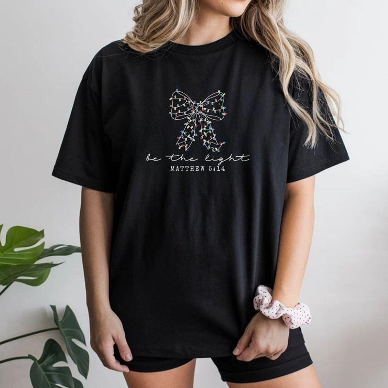 Matthew 5:14 Christmas Bow Shirt, Be the Light Christian T-Shirt, Holiday Scripture Graphic Tee, Faith Based Xmas Present for Women