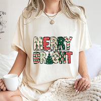 Retro Festive Graphic Holiday Tee, Merry and Bright Christmas T-Shirt, Adorable Xmas Season Shirt, Family Christmas Present Top