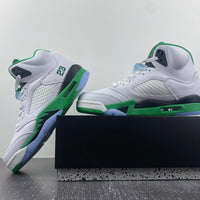 Low Top Sneakers, White Green Colorway, Leather Footwear, Lace Up Design, Casual Gift for Sneaker Fans