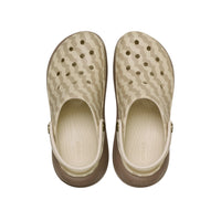 Crush Easy Chic Clogs - Latte