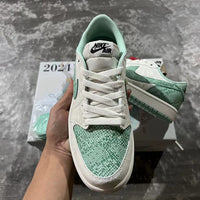 Retro Low Top Sneakers, White Green Colorway, Lace Up Design, Casual Gift for Sneaker Fans
