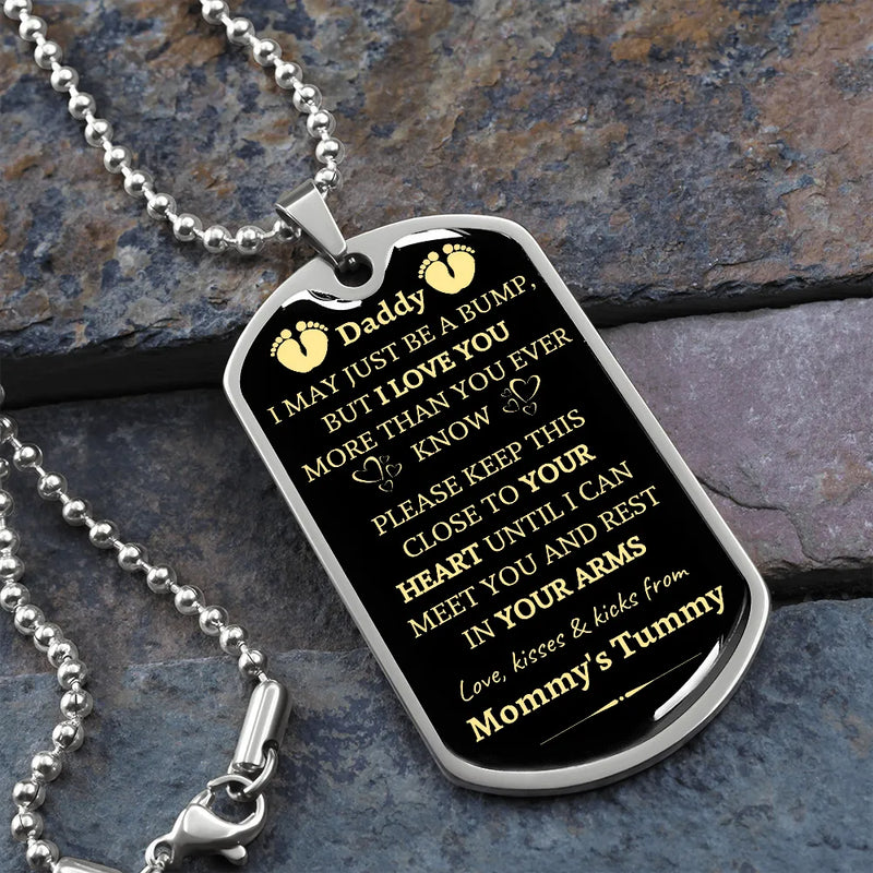 Baby Bump Christmas Dog Tag Pendant, Daddy to Be Dog Tag Necklace, New Dad Keepsake Jewelry, First Time Dad Necklace, Present from Unborn Baby
