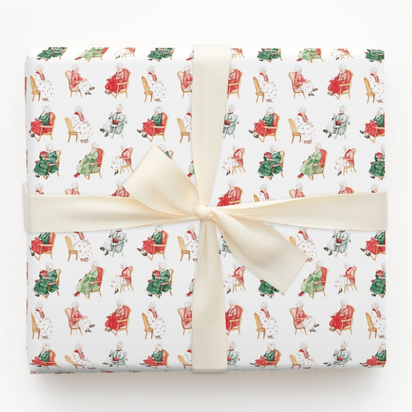 Royal Family Holiday Gift Wrap, Queen Christmas Wrapping Paper, Humorous Queen Wrapping Paper, British Festive Present Wrap, 