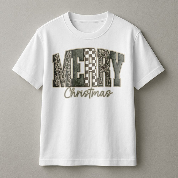 Distressed Checkered Christmas Shirt, Merry Christmas Camo T-Shirt, Camouflage Holiday Graphic Tee, Unisex Festive Xmas T-Shi