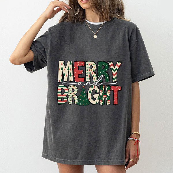 Retro Festive Graphic Holiday Tee, Merry and Bright Christmas T-Shirt, Adorable Xmas Season Shirt, Family Christmas Present T