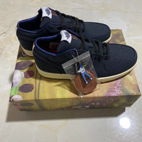 Retro Low Top Golf Shoes, Blue Colorway, Lace Up Design, Casual Gift for Shoe Lovers